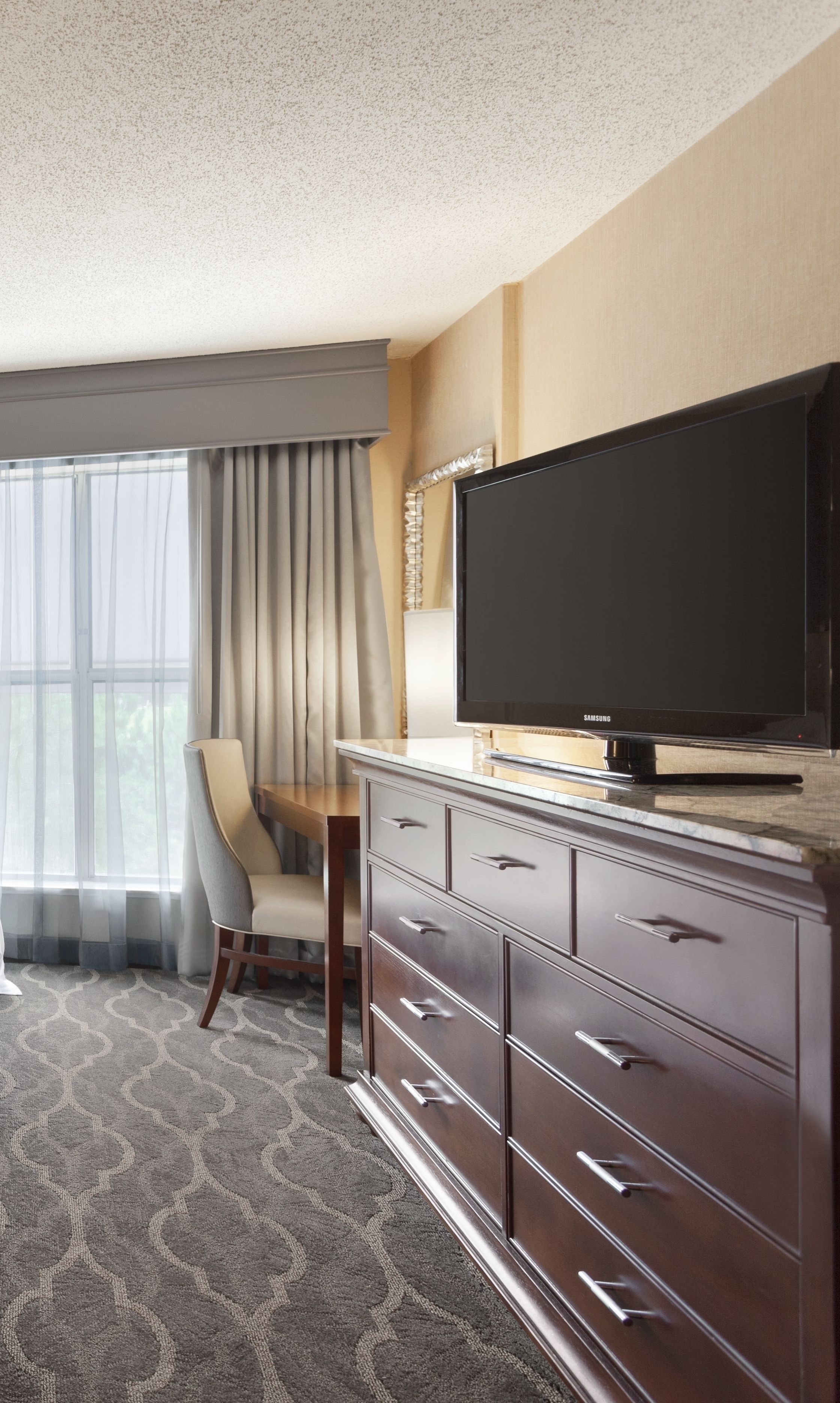 premium bedding, in-room safe, individually furnished, desk