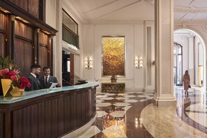 Concierge desk