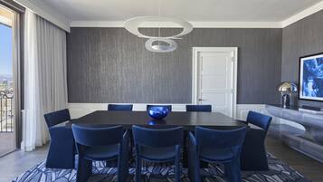 Presidential Suite (Beverly) | Dining room