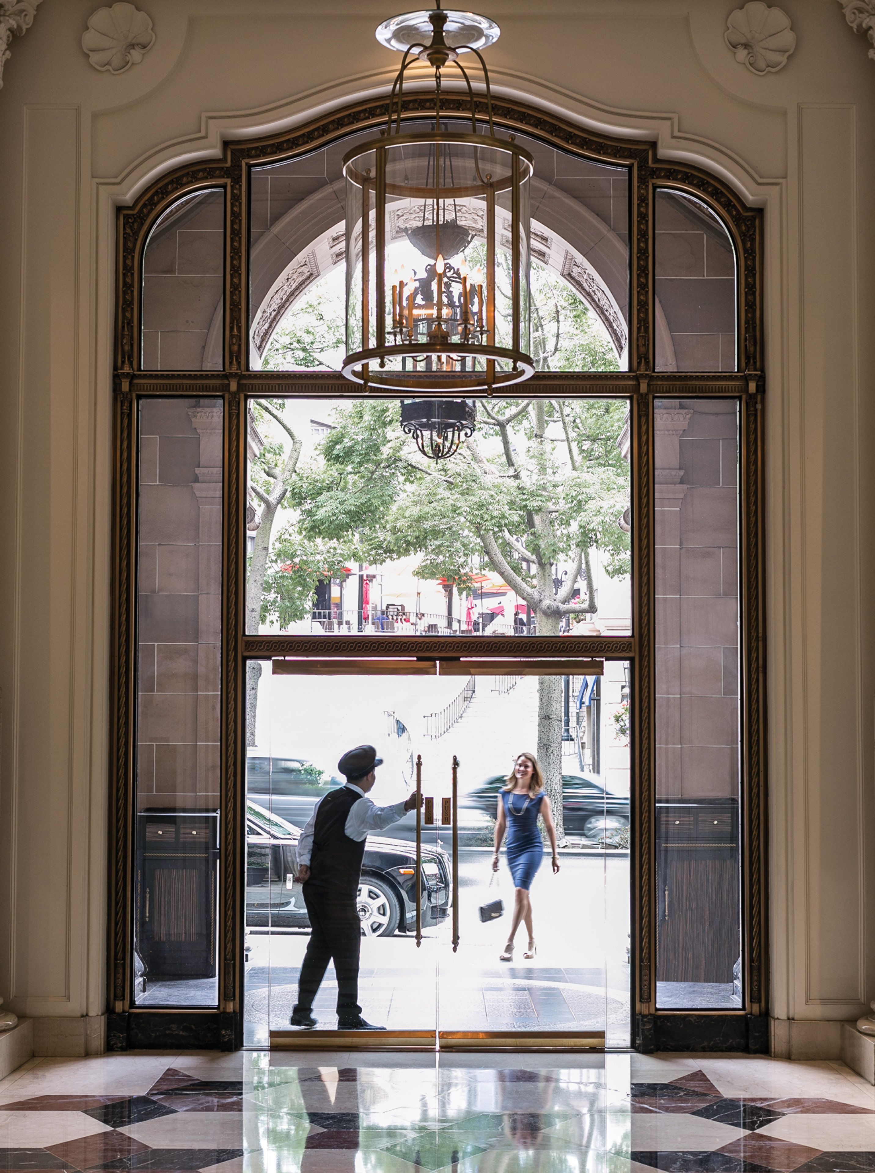 2 quầy bar/khu lounge, quầy bar bên hồ bơi 