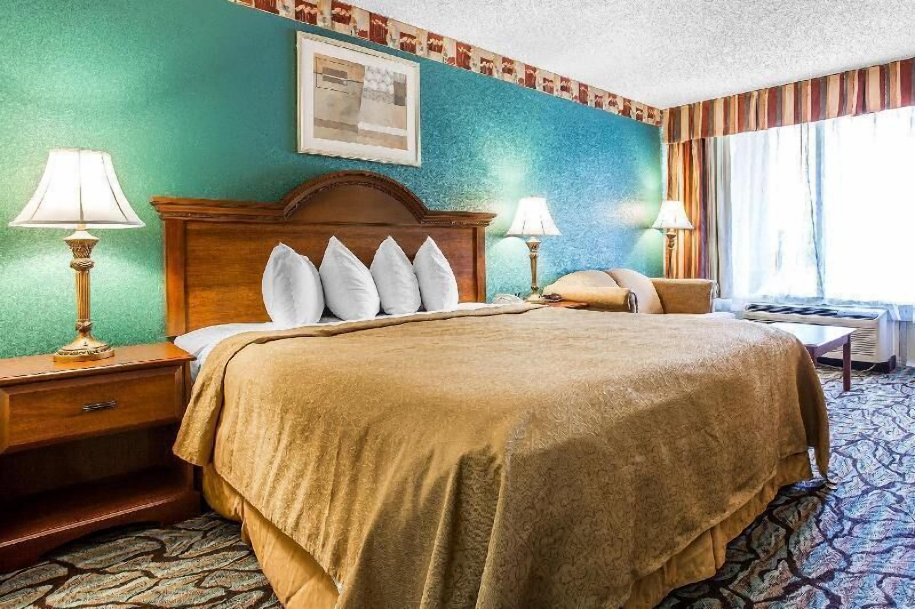 Blackout drapes, iron/ironing board, free cribs/infant beds, free WiFi