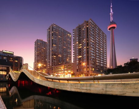 Radisson Blu Toronto Downtown - Image 3