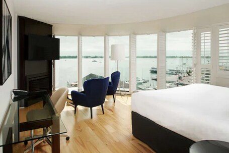 Radisson Blu Toronto Downtown - Image 4