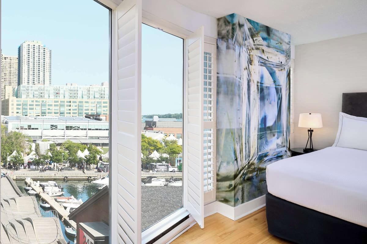 premium bedding, pillow-top beds, desk, iron/ironing board