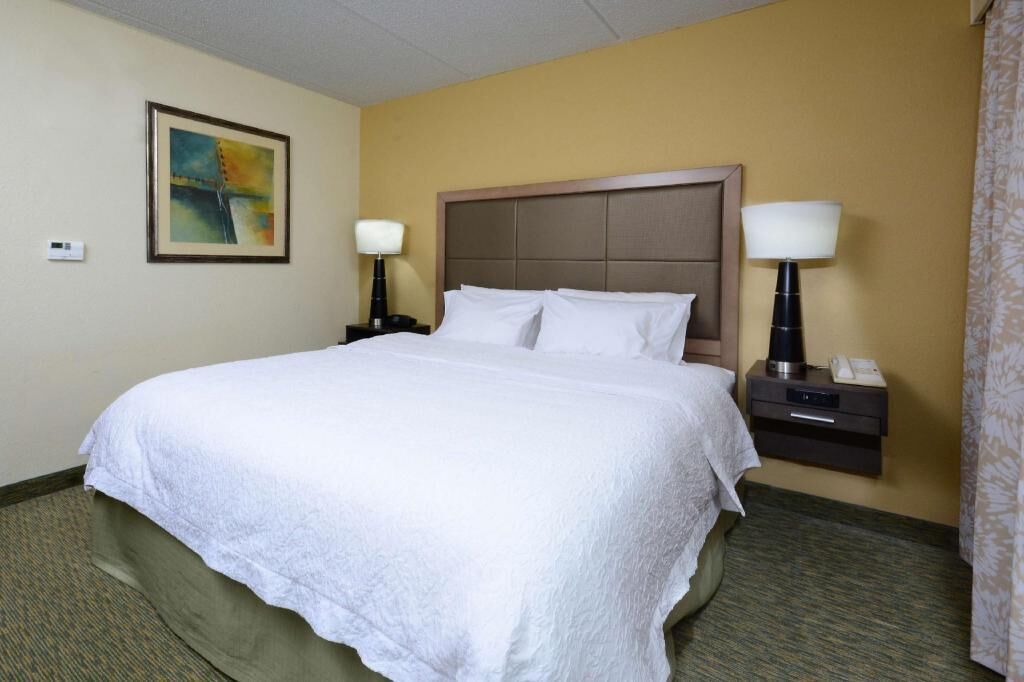 Premium bedding, pillow-top beds, in-room safe, desk