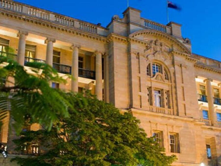 Façade de lâhĂ©bergement - soirĂ©e/nuit