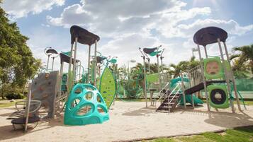 Children's play area - outdoor