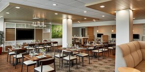 Café da manhã e jantar, culinária americana