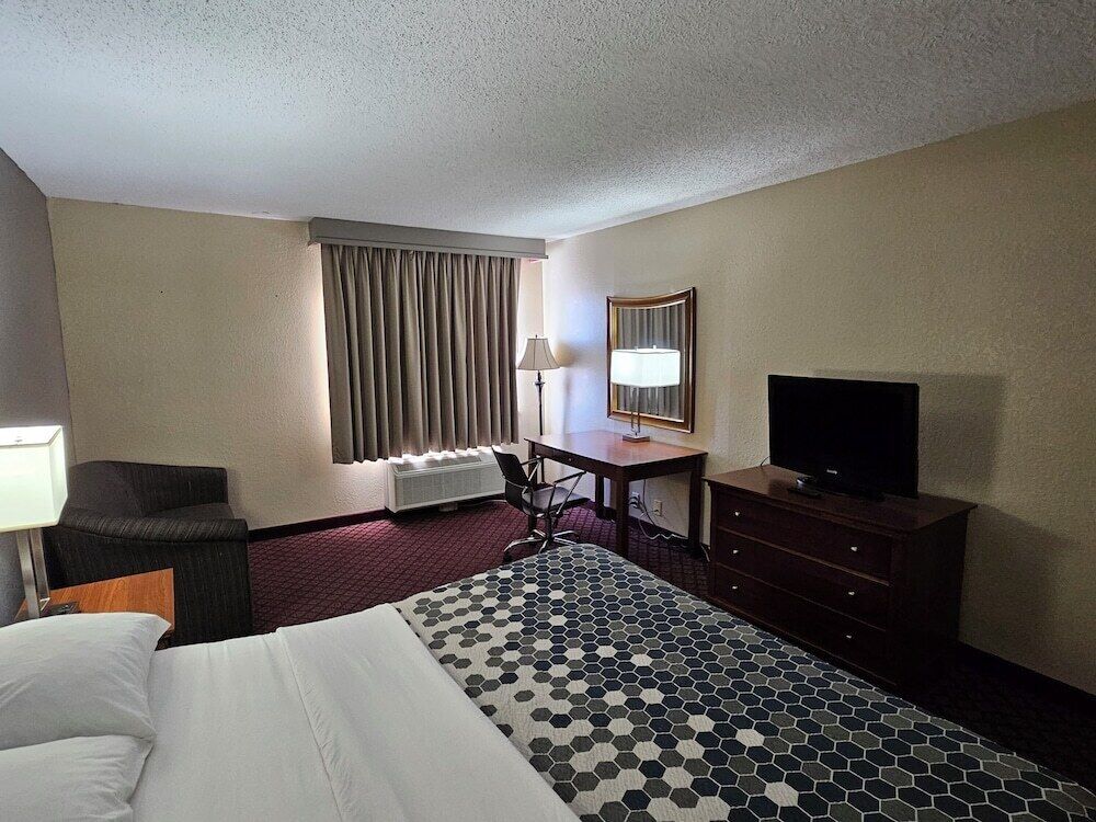 Desk, blackout curtains, iron/ironing board, free WiFi