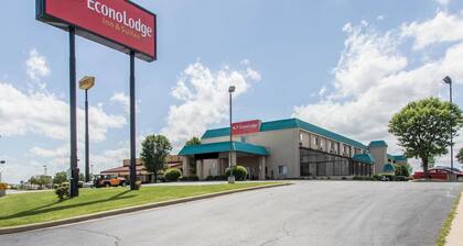 Econo Lodge Inn & Suites Joplin