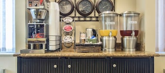 Econo Lodge Inn & Suites Joplin