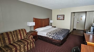 Rom, 1 kingsize-seng | Skrivebord, blendingsgardiner, strykejern/-brett og wi-fi (inkludert)