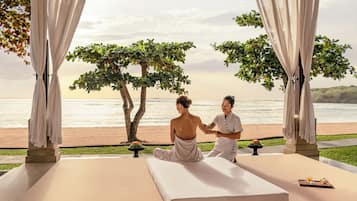 Couples treatment rooms, sauna, steam room, body treatments