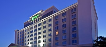 Holiday Inn & Suites Overland Park West by IHG