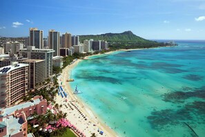 Beach/ocean view - Sheraton Waikiki Beach Resort (Honolulu)