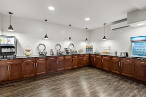 Desayuno continental incluido todos los días