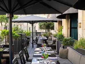 Terrace/patio - Hotel Montalembert (Paris)