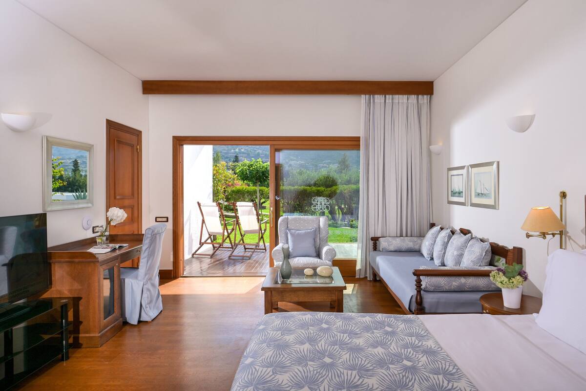 Phòng đôi Deluxe, quang cảnh vườn (SPA Building) | 1 phòng ngủ, bộ đồ giường kháng dị ứng, minibar, két bảo mật tại phòng 