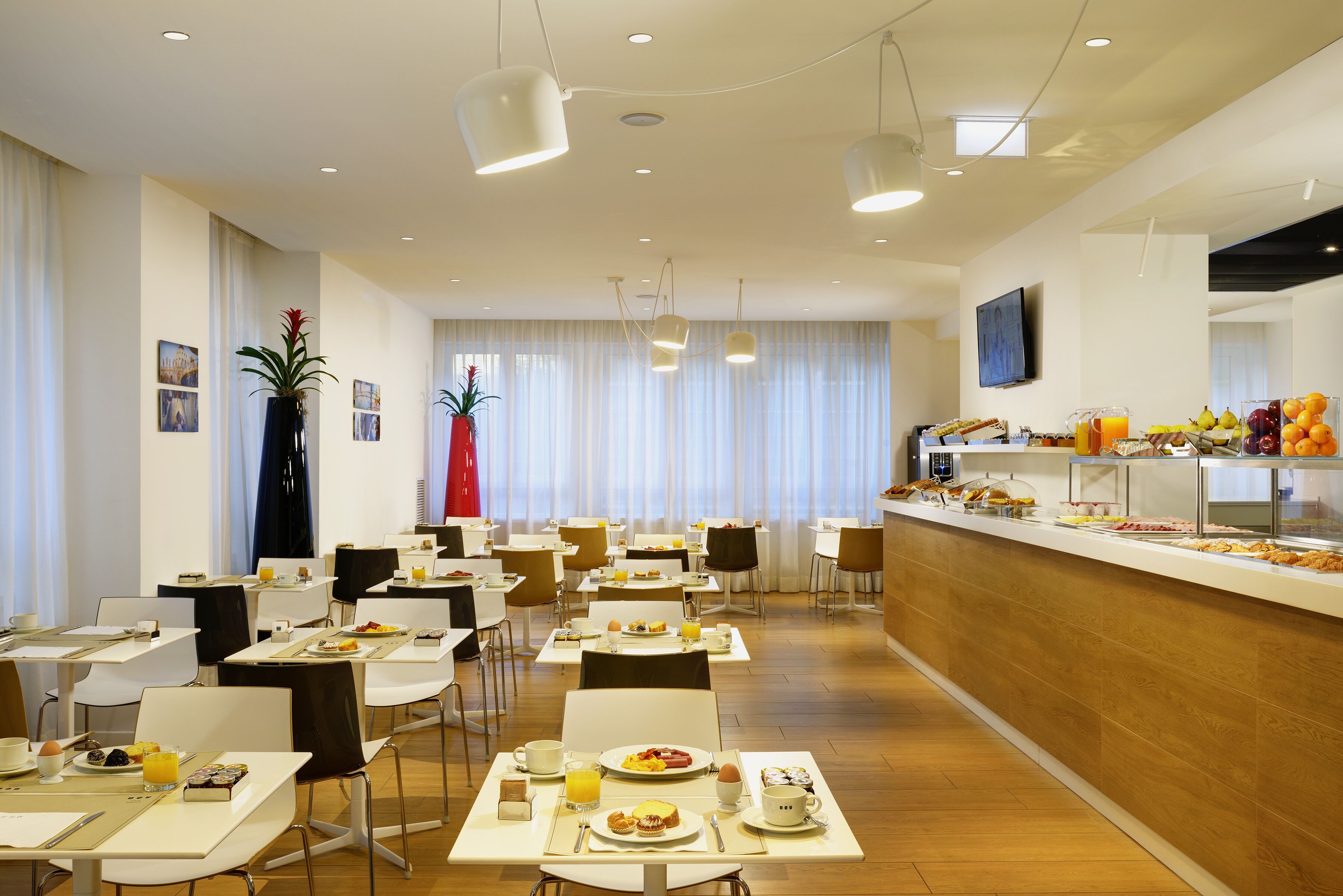 daily buffet breakfast (eur 14 per person)