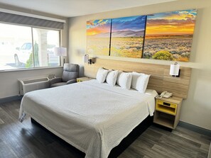 Room, 1 King Bed, Accessible, Non Smoking (Mobility/Hearing, Roll-In Shower) | 1 bedroom, down duvets, desk, iron/ironing board