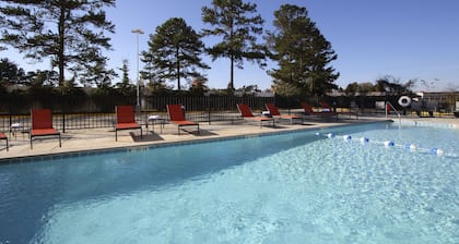 Holiday Inn Hattiesburg - North by IHG