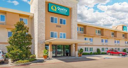 Quality Inn & Suites Plano East - Richardson