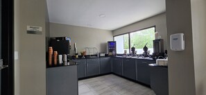 Colazione continentale inclusa, servita tutte le mattine 