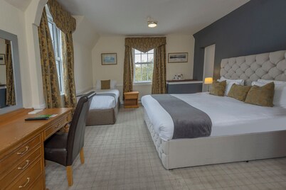 Buchanan Arms Hotel & Leisure, Sure Hotel Collection