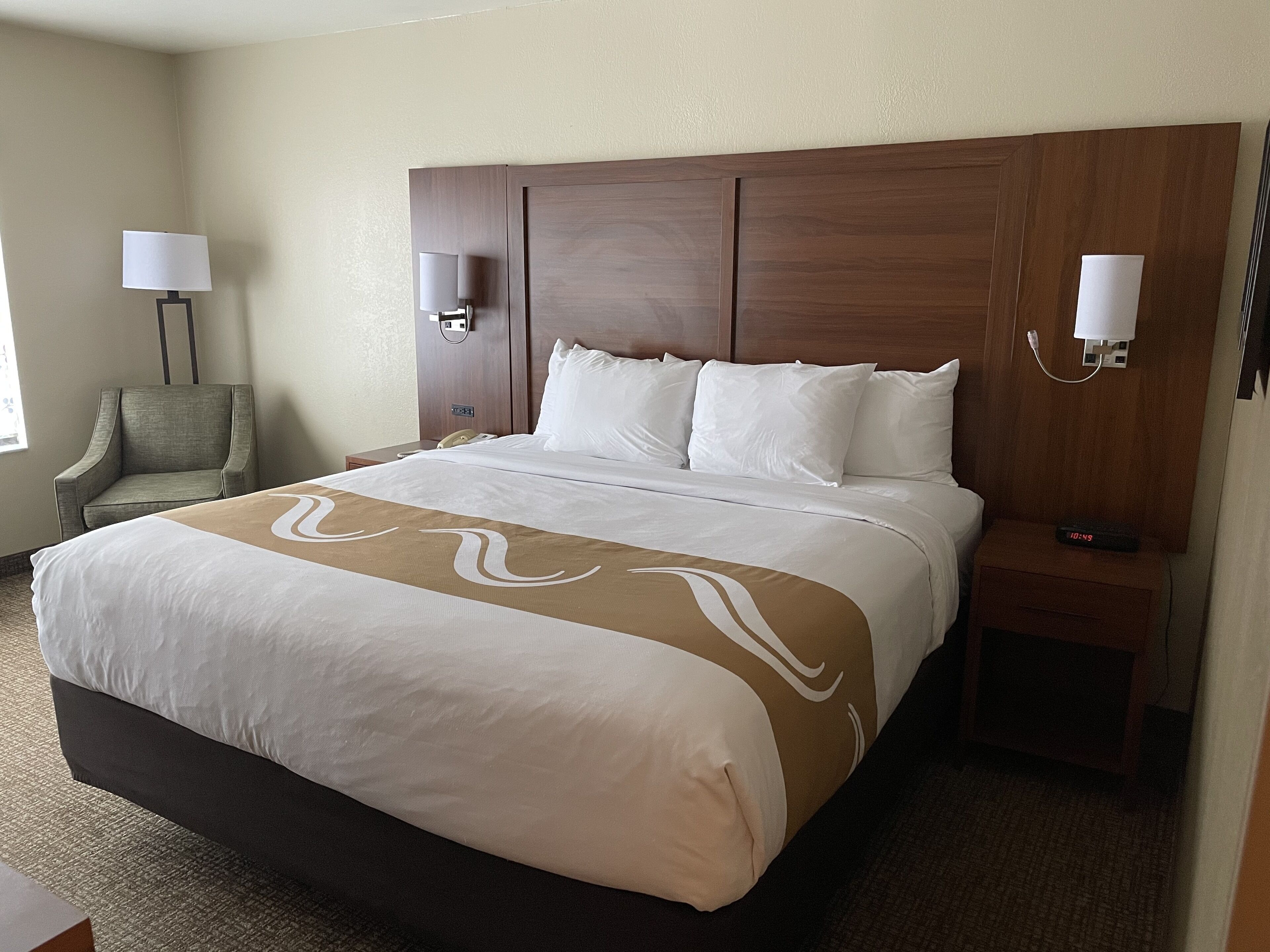 pillow-top beds, desk, iron/ironing board, free cots/infant beds