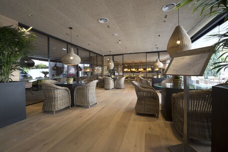 Hotel Zenit Sevilla - view 3