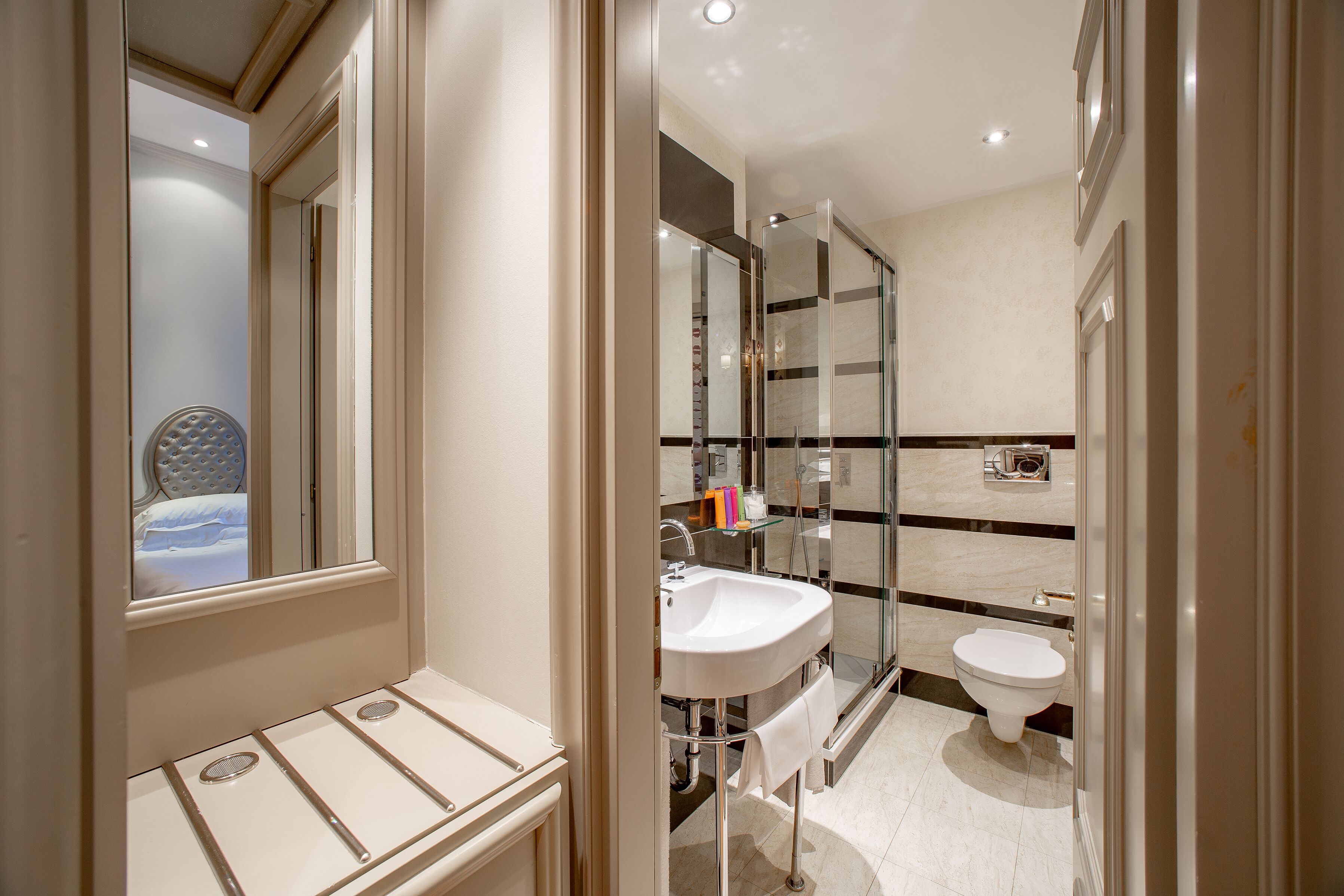 classic double room | bathroom | free toiletries, hair dryer, towels