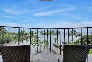 Desk, laptop workspace, iron/ironing board, rollaway beds - Hilo Hawaiian Hotel, Trademark Collection by Wyndham (Hilo)
