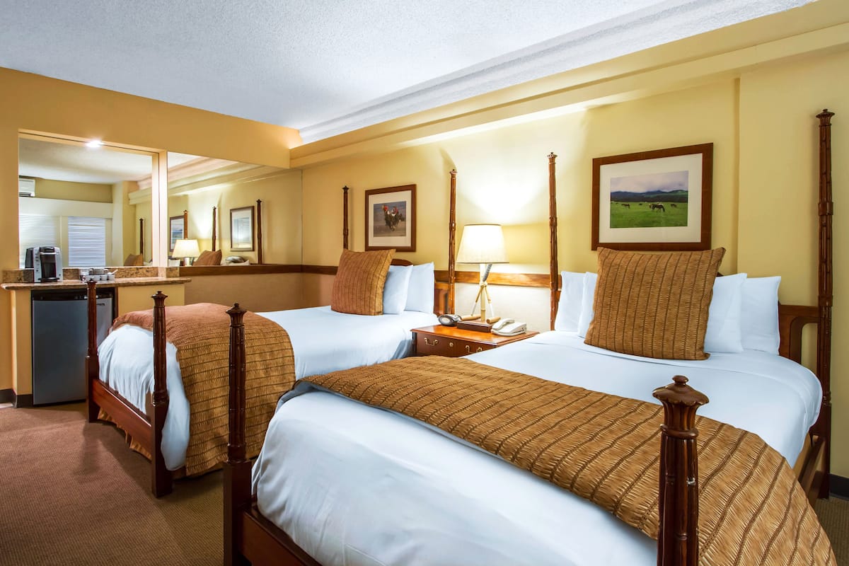 Deluxe Room, 2 Double Beds | Premium bedding, pillowtop beds, in-room safe, iron/ironing board