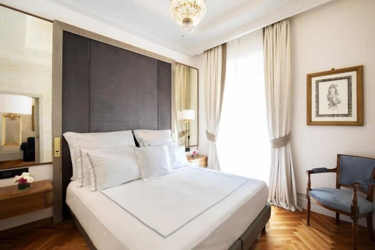 Premium bedding, minibar, in-room safe, individually decorated