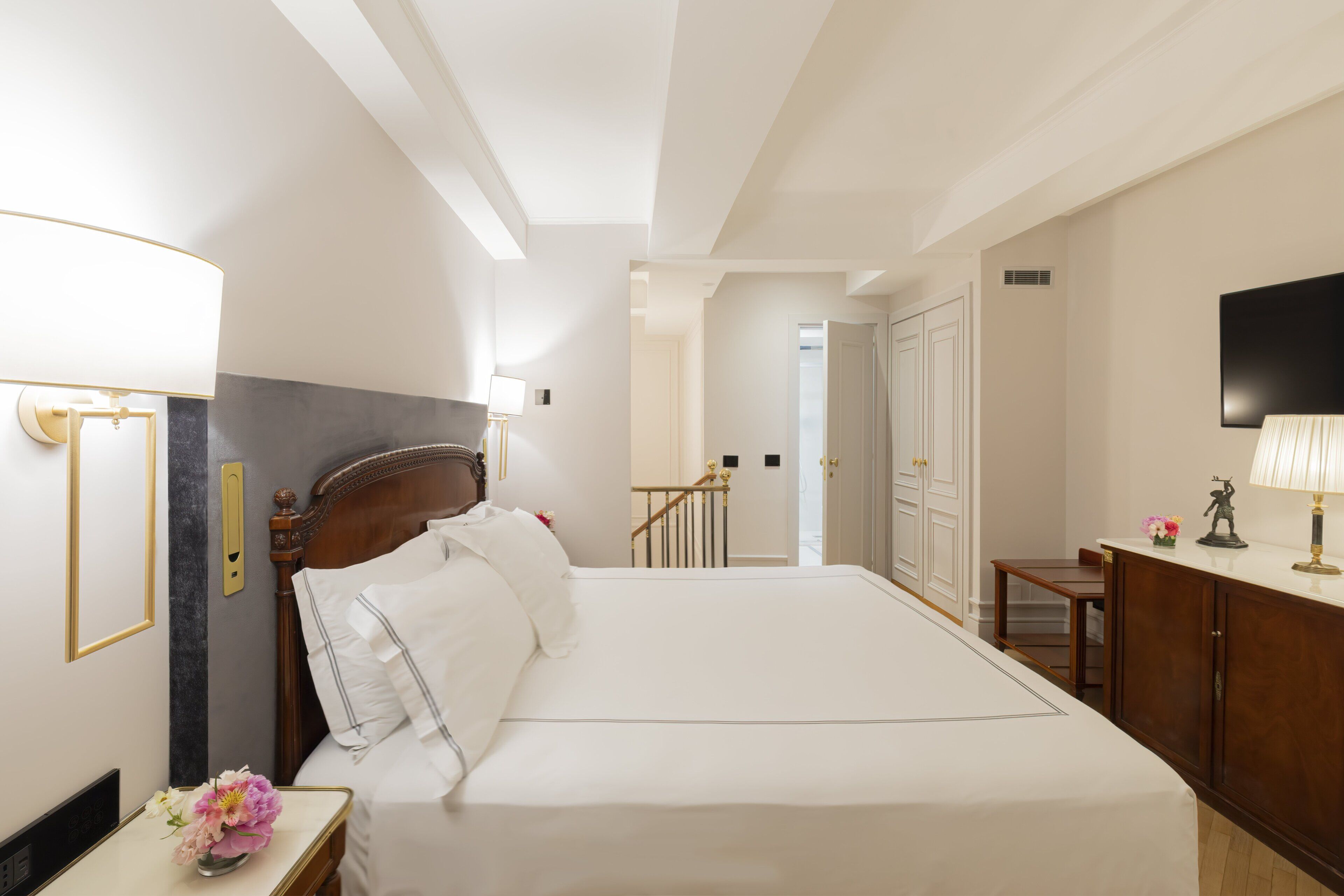 Duplex Suite | Premium bedding, minibar, in-room safe, desk