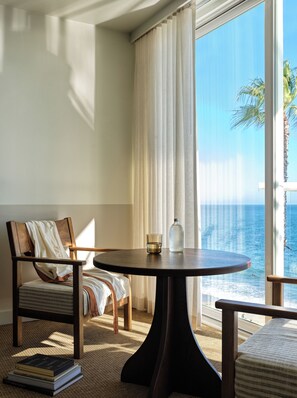 Room, 1 King Bed, Ocean View (Top Floor) | Premium bedding, down comforters, pillowtop beds, minibar