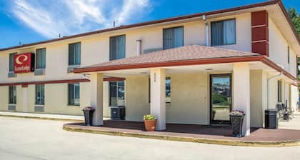 Econo Lodge Lansing - Leavenworth