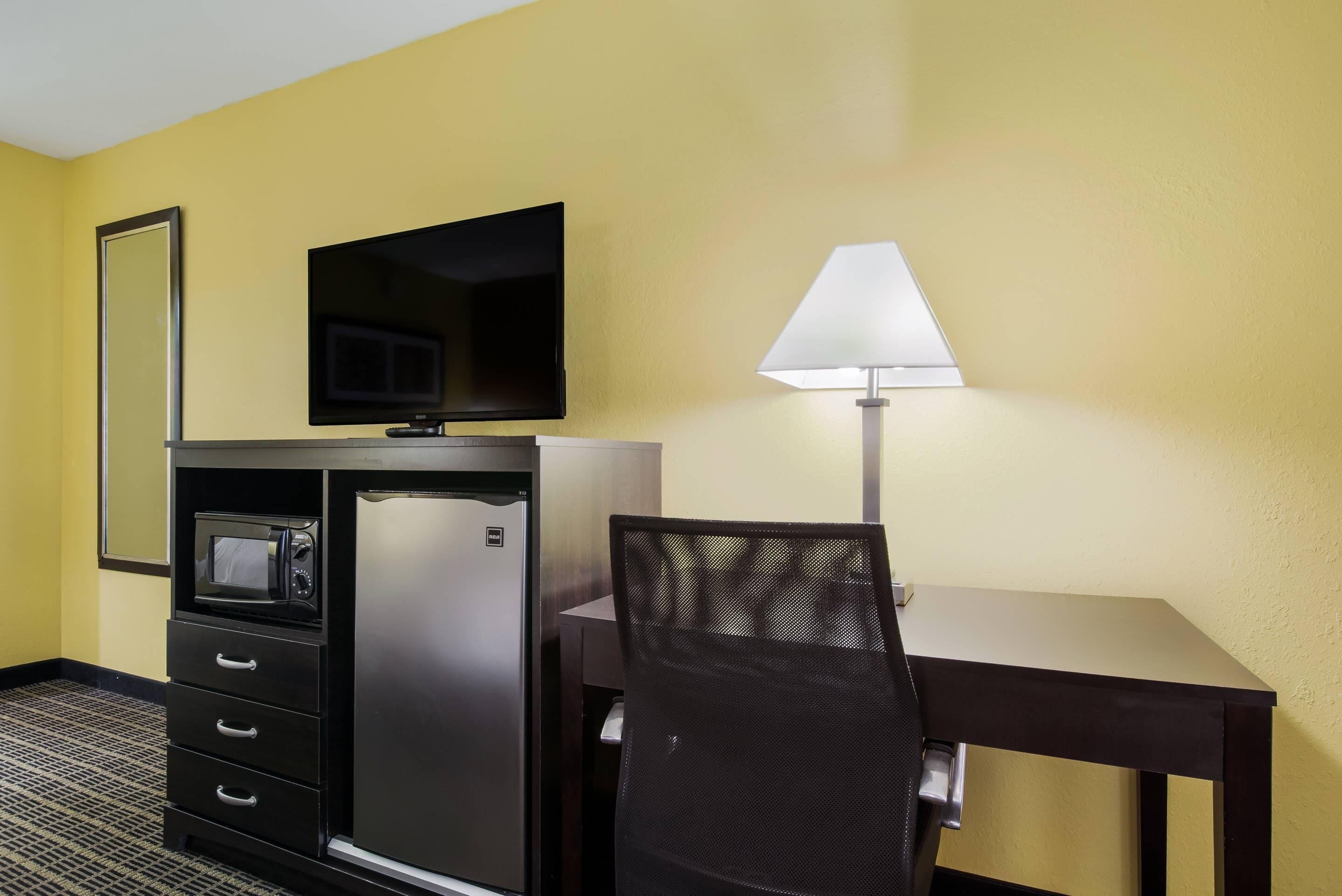 Photo - Quality Inn London North
