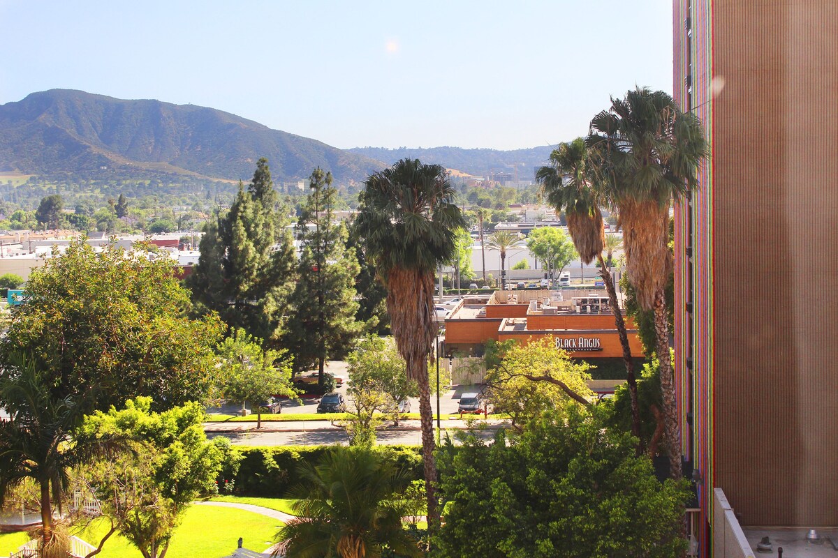 Hotel Burbank Reviews, Deals & Photos 2024 - Expedia