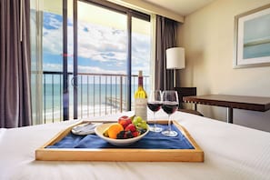 In-room safe, desk, laptop workspace, iron/ironing board