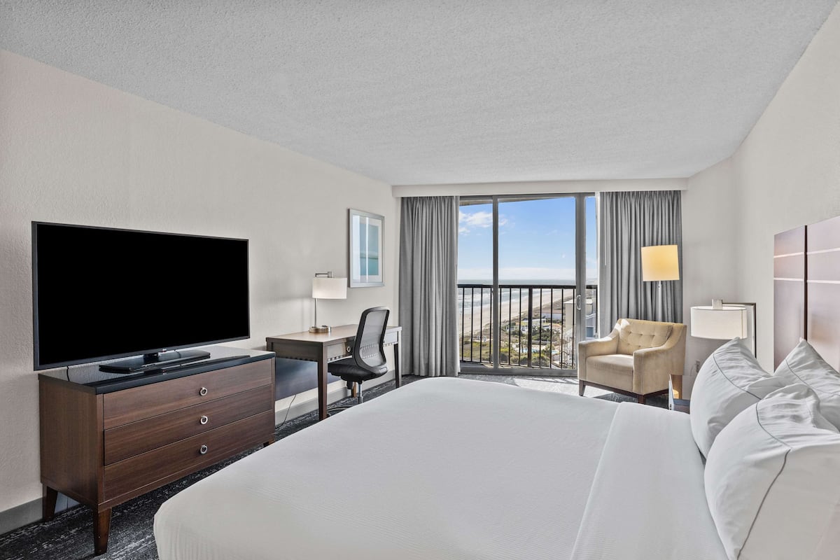 In-room safe, desk, laptop workspace, iron/ironing board