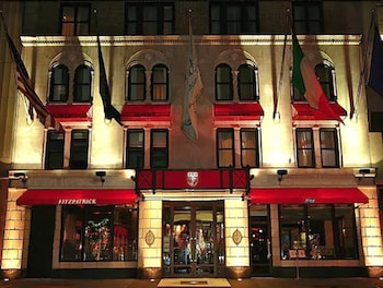 Hotel Exterior at Fitzpatrick Manhattan Hotel