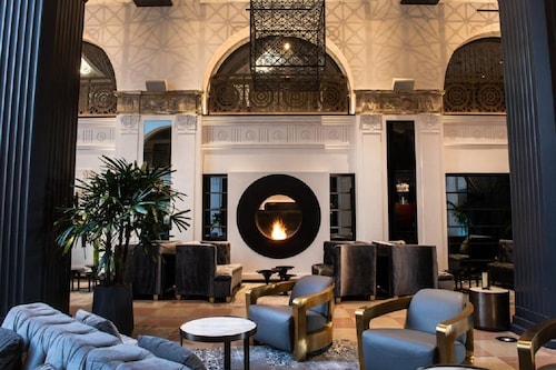 The Mayfair Hotel Los Angeles