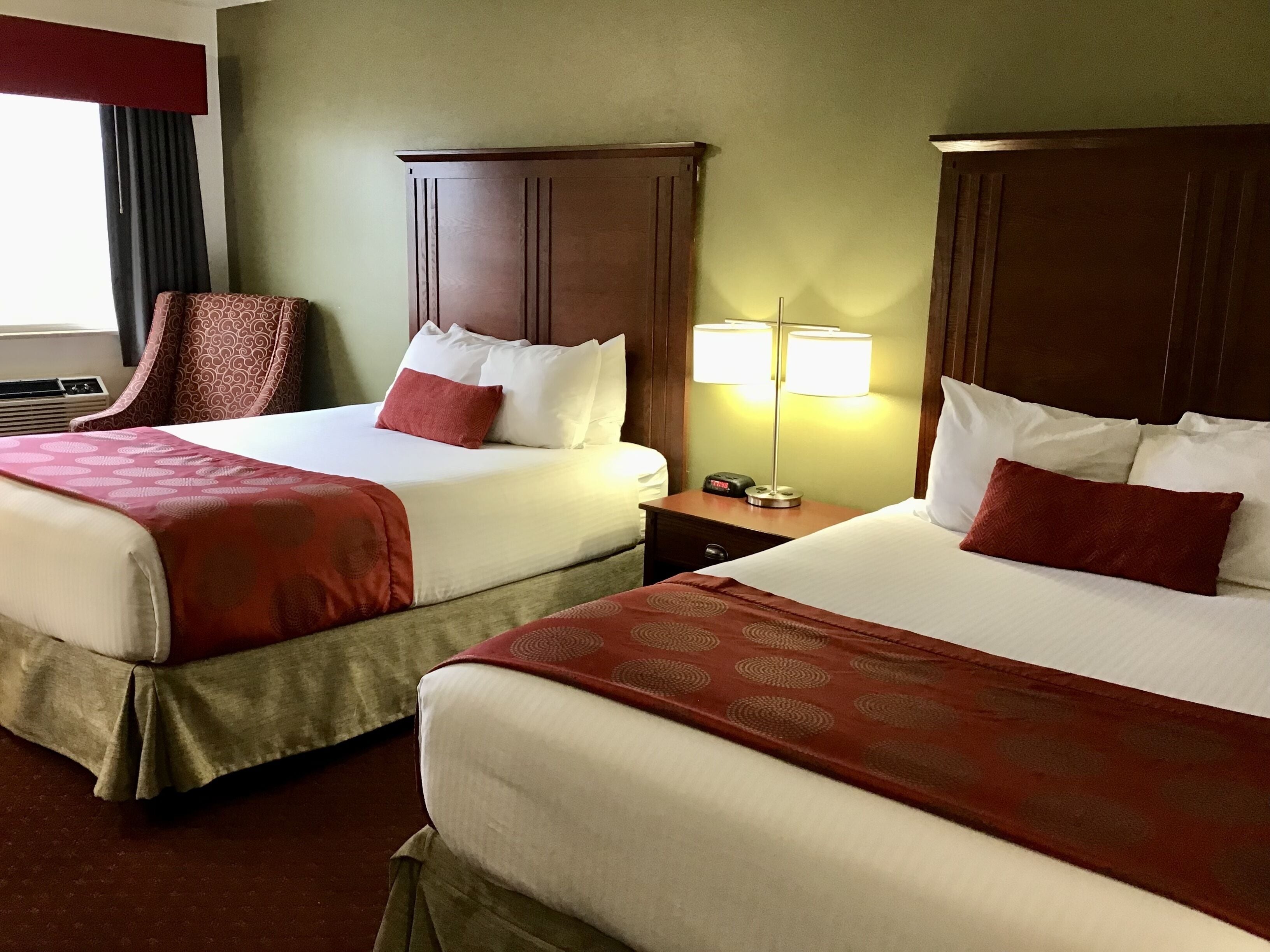 desk, iron/ironing board, free cots/infant beds, rollaway beds