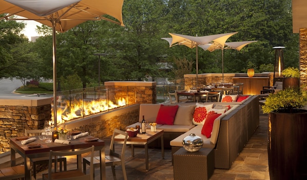 ลานระเบียง/นอกชาน