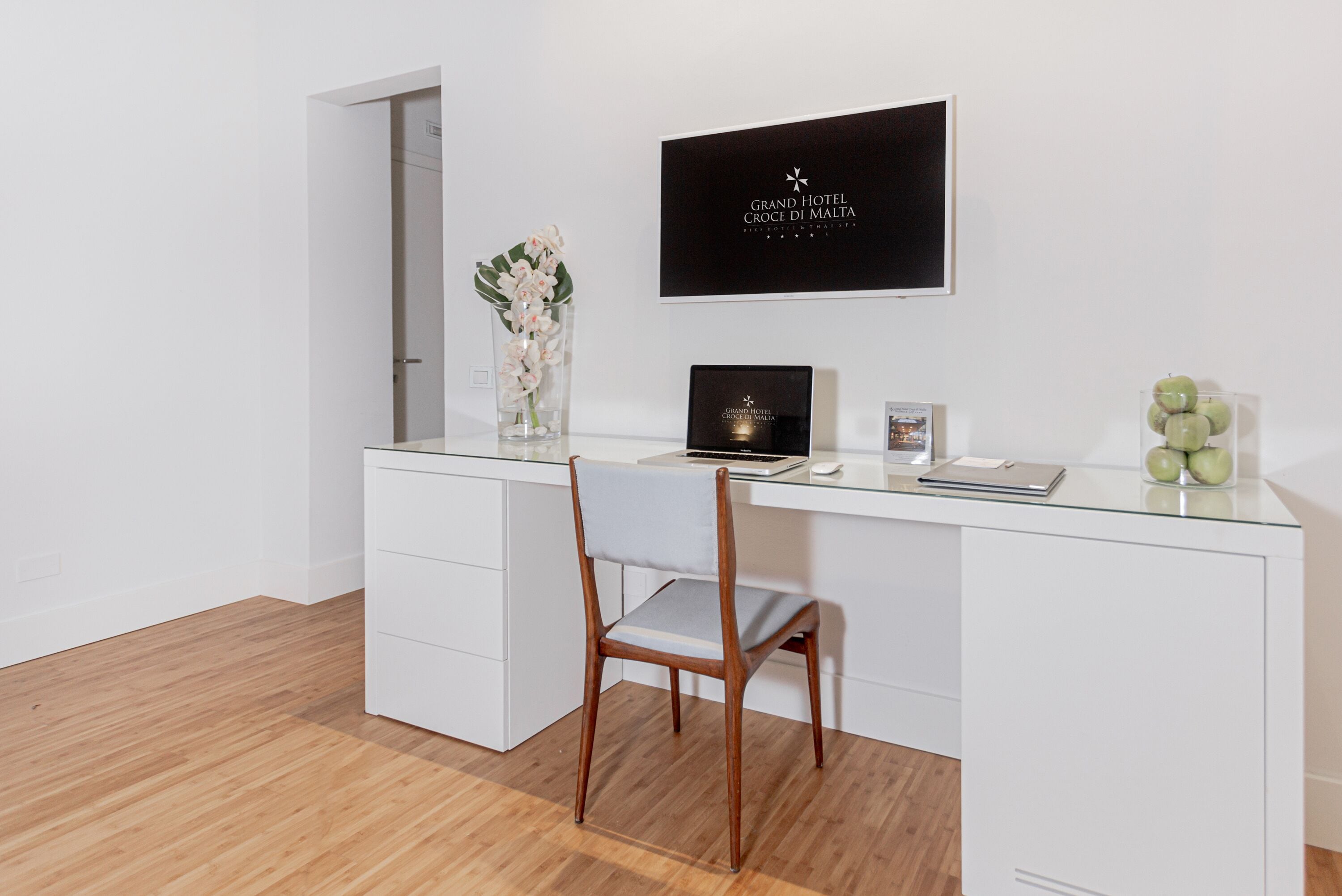 deluxe triple room | room amenity