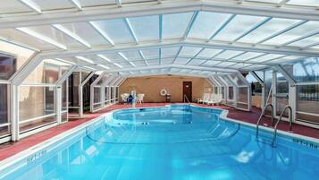 Piscine extérieure (ouverte en saison)