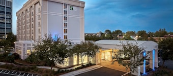  Holiday Inn Express & Suites Charleston DWTN - Medical CTR by IHG