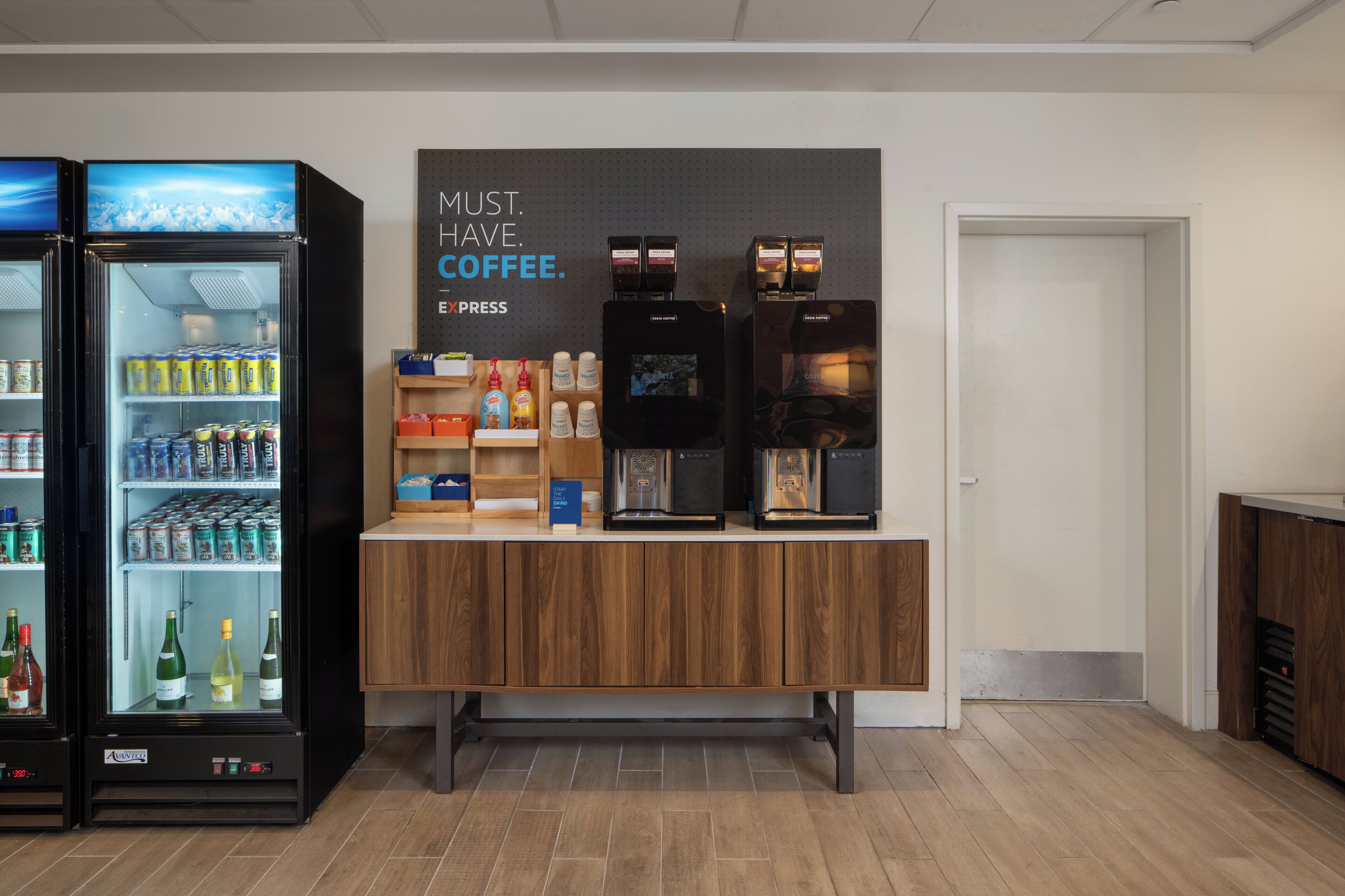Photo -  Holiday Inn Express & Suites Charleston DWTN - Medical CTR by IHG
