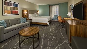 Premium bedding, in-room safe, desk, laptop workspace